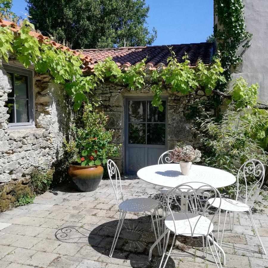Au Logis De La Mongie Bed & Breakfast Soullans Ngoại thất bức ảnh